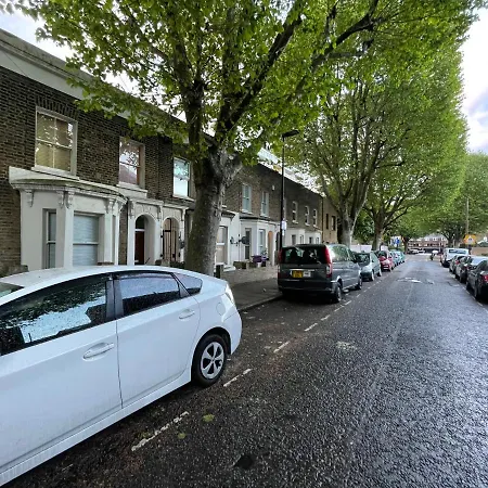 147 Knapp Road House London Exterior photo